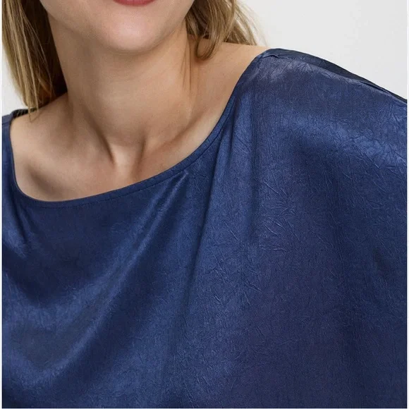 Elegant Blue Satin Top - Picture 10 of 10